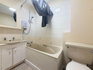 Photo 9- click for photo gallery